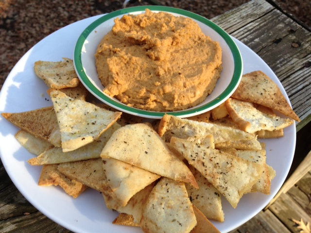 Chipotle Hummus with Homemade Pita Chips | Grabbing the Gusto